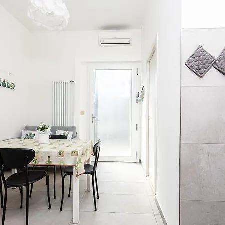 Apartment Nicola House 