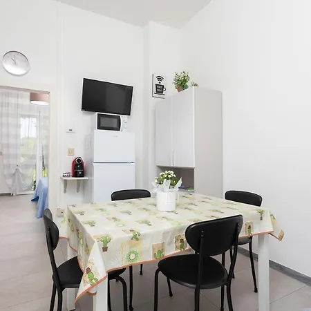 Apartment Nicola House 